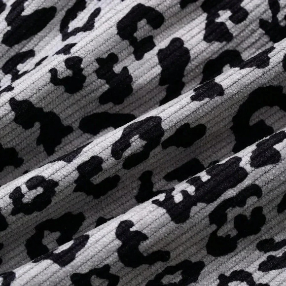 Grey Casual Women's Leopard Print Drop Shoulder Zipper Half Placket Sweatshirt - Picture 3 of 8